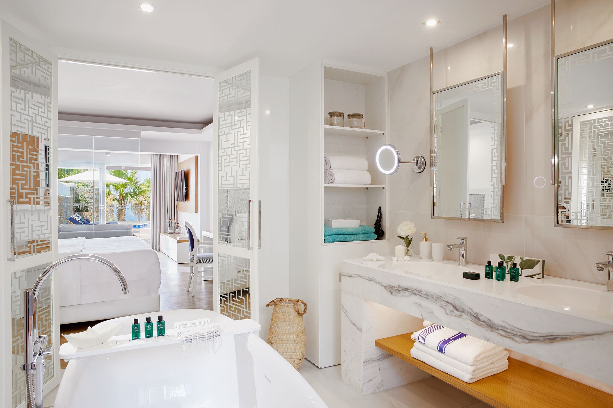 Royal Chic Exclusive Villa with pool